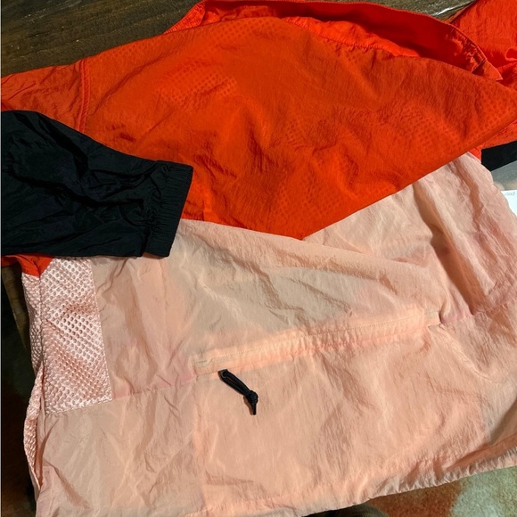 Nike women’s acg windbreaker xs - Picture 2 of 5